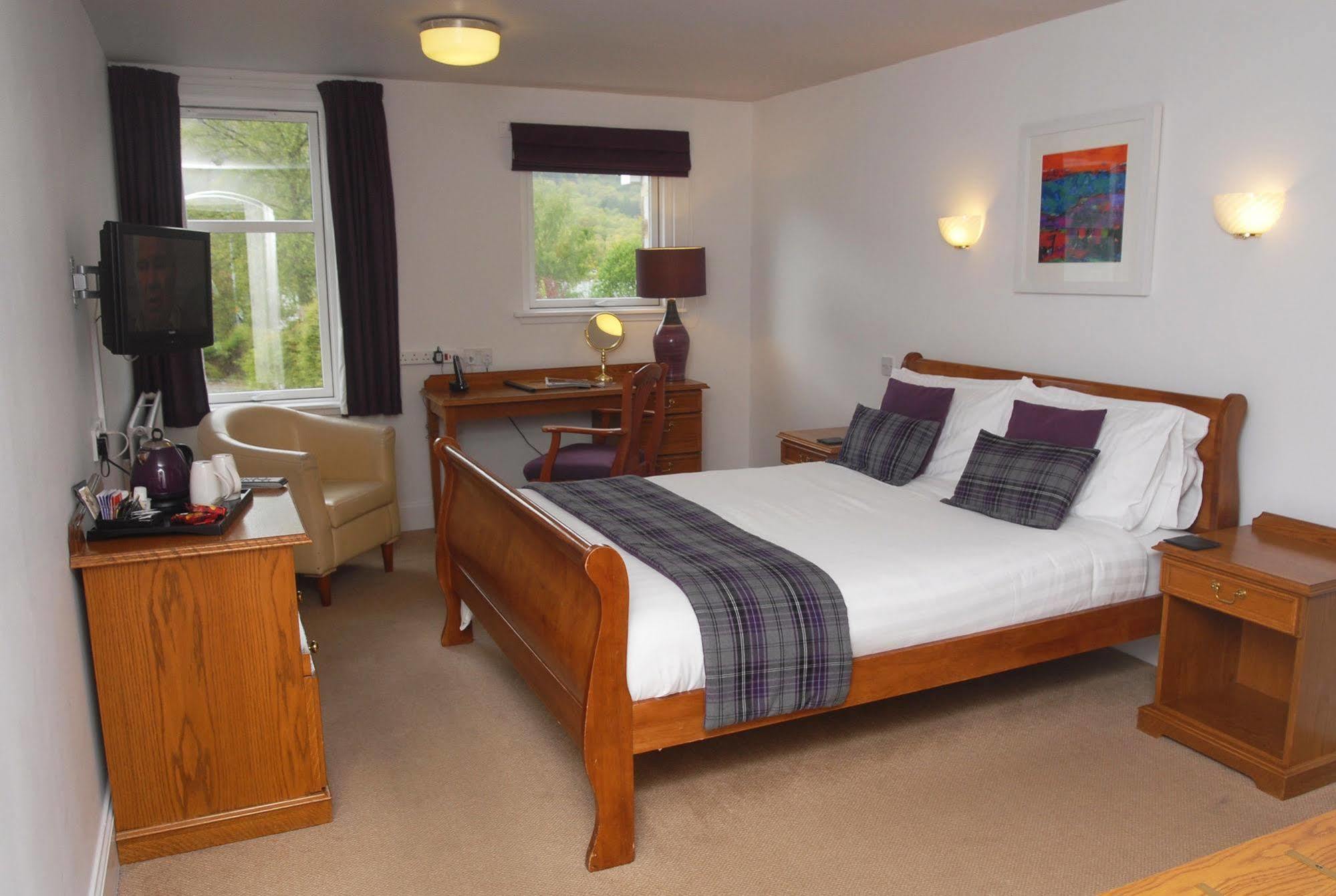 Achray House Restaurant With Rooms Saint Fillans Bagian luar foto